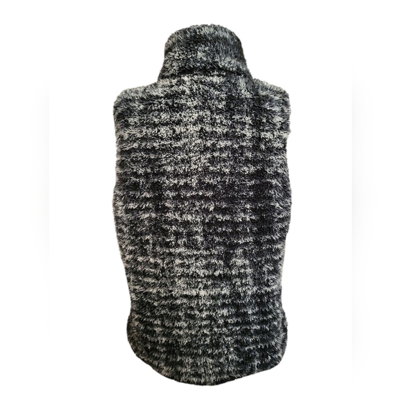 Simply Southern Large Faux Fur Vest black and gray - Picture 7 of 14